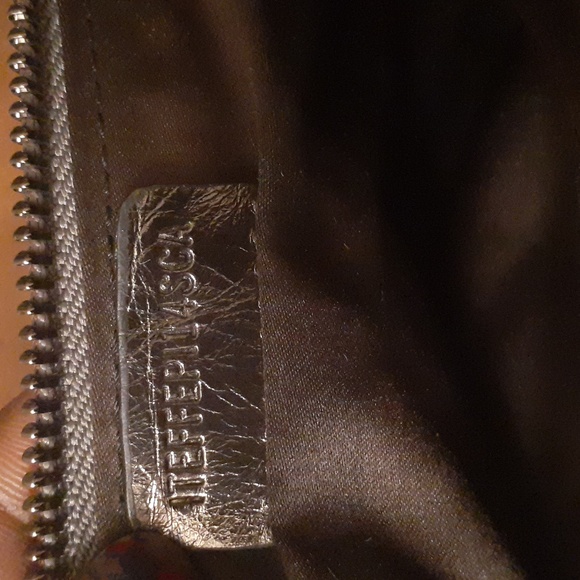 BURBERRY METALLIC PEWTER QUILTED LEATHER CLUTCH EUC - Picture 12 of 12